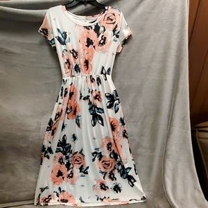 NWOT Maxi Dress